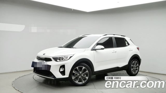 Kia Stonic из Кореи Encar