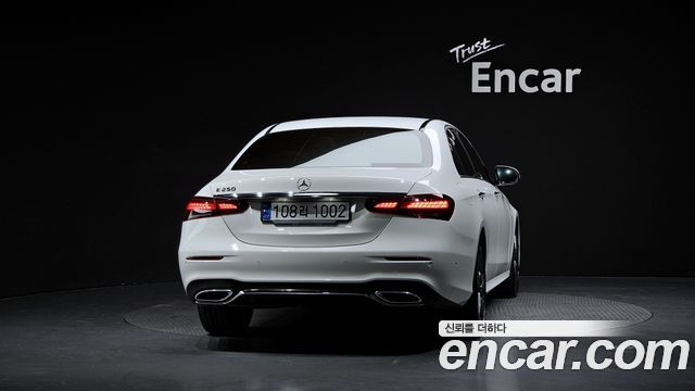 Mercedes-Benz E-Class из Кореи Encar