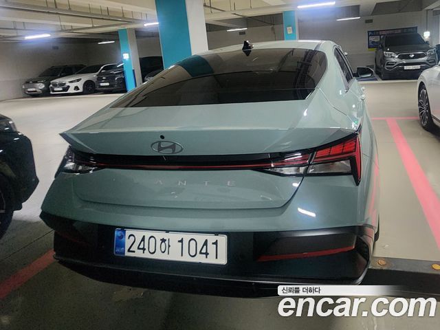 Hyundai AVANTE 1.6 Inspiration — пробег 3 343 км — фото 4 из 5