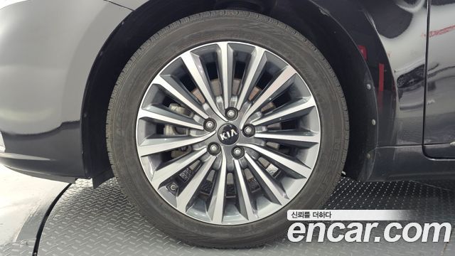 Kia K7 из Кореи Encar