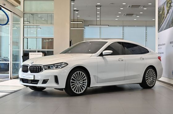 BMW Gran Turismo 640i xDrive Luxury — пробег 61 132 км — фото 1 из 5