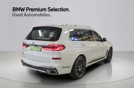 BMW X7 xDrive 40i M Sport 6STR — пробег 11 654 км — фото 2 из 5