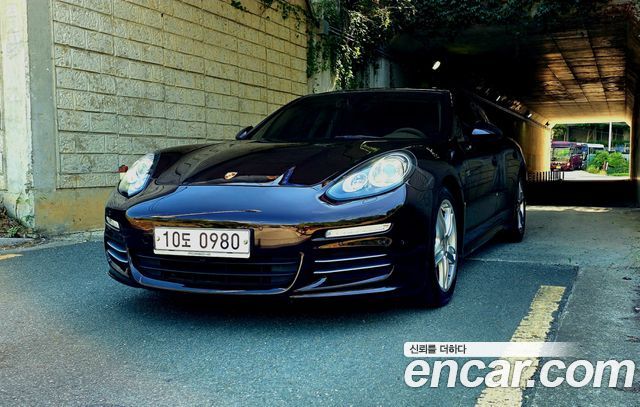 Porsche Panamera 3.6 AWD Edition 970 — пробег 118 992 км — фото 1 из 5