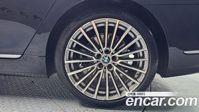 BMW 7-Series из Кореи Encar