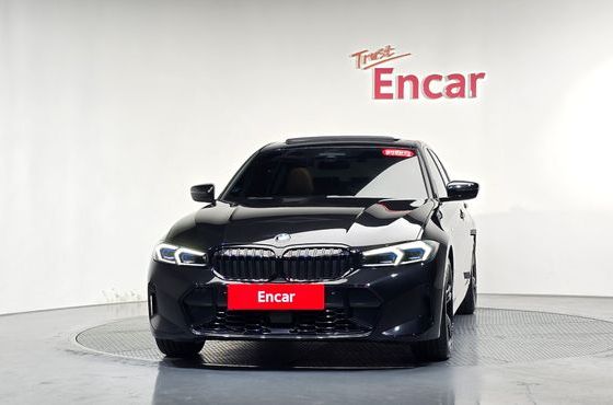 BMW 3-Series 320i M Sport — пробег 15 940 км — фото 3 из 5