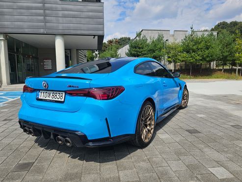 BMW M4 M4 CS xDrive — пробег 5 037 км — фото 4 из 5