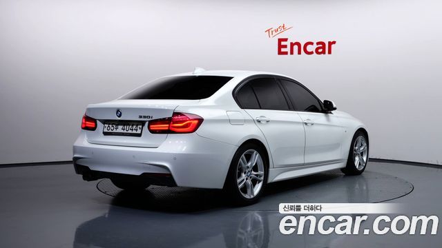 BMW 3-Series из Кореи Encar