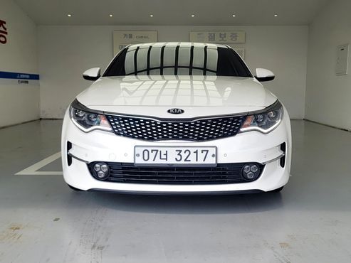 Kia K5 2.0 MX Special Edition — пробег 186 000 км — фото 1 из 5