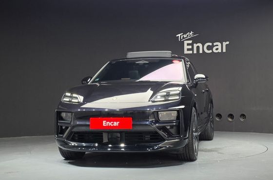 Porsche Macan Turbo — пробег 2 614 км — фото 3 из 5