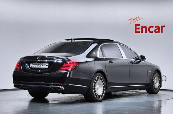 Mercedes-Benz S-Class Maybach S560 4MATIC — пробег 175 978 км — фото 2 из 5