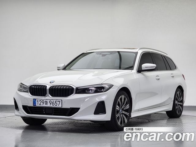 BMW 3-Series 320i Touring — пробег 11 685 км — фото 1 из 5