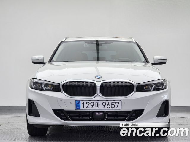 BMW 3-Series 320i Touring — пробег 11 685 км — фото 3 из 5