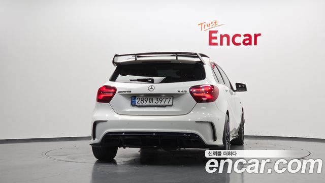 Mercedes-Benz A-Class A45 AMG 4MATIC — пробег 181 422 км — фото 4 из 5