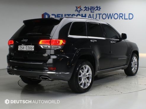 Jeep Cherokee 3.0 Diesel Overland Summit WK2 — пробег 155 374 км — фото 2 из 5