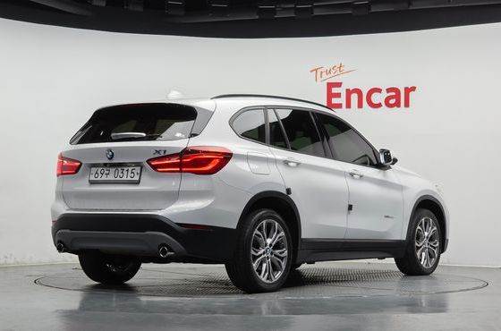 BMW X1 xDrive 20d — пробег 117 554 км — фото 2 из 5