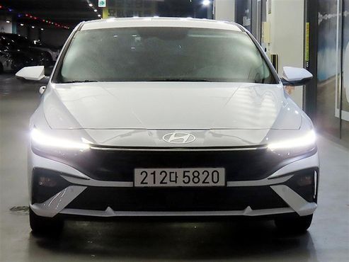 Hyundai AVANTE 1.6 Smart — пробег 4 172 км — фото 3 из 5