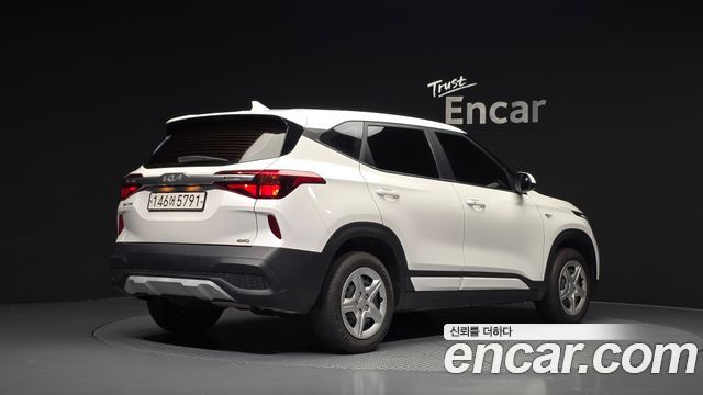 Kia Seltos из Кореи Encar