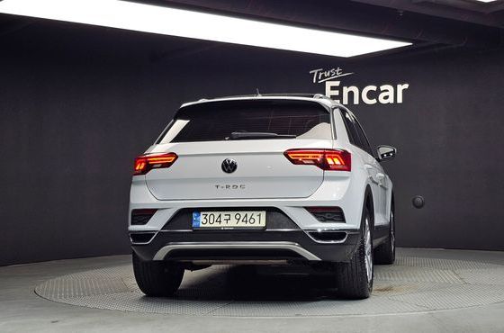 Volkswagen T-Roc 2.0 TDI Prestige — пробег 139 894 км — фото 4 из 5