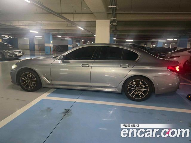 BMW 5-Series 523d xDrive M Sport — пробег 22 710 км — фото 3 из 5