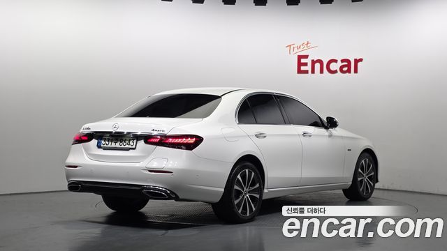 Mercedes-Benz E-Class E300e 4MATIC Exclusive — пробег 91 498 км — фото 2 из 5
