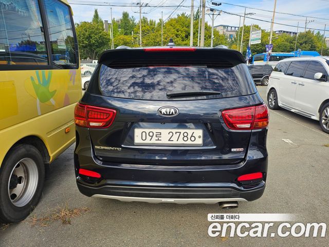 Kia Sorento Gasoline 2.0 Turbo 4WD Noblesse — пробег 196 700 км — фото 4 из 5