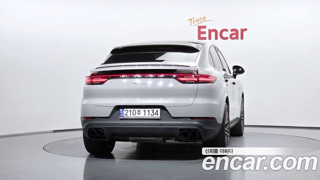 Porsche Cayenne 3.0 E-Hybrid Coupe — пробег 124 872 км — фото 4 из 5