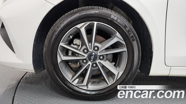 Kia K3 из Кореи Encar