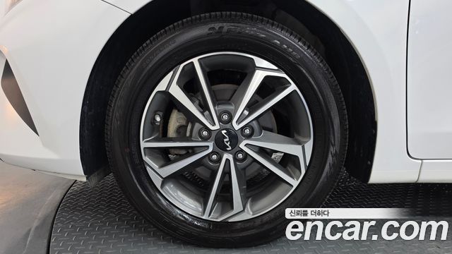 Kia K3 из Кореи Encar