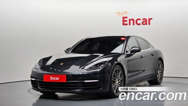 Porsche Panamera 3.0 AWD — пробег 84 500 км — фото 1 из 5