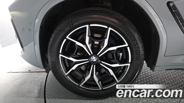 BMW X4 xDrive20i M Sport — пробег 18 643 км — фото 5 из 5