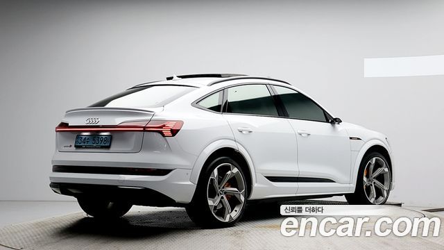 Audi e-tron из Кореи Encar