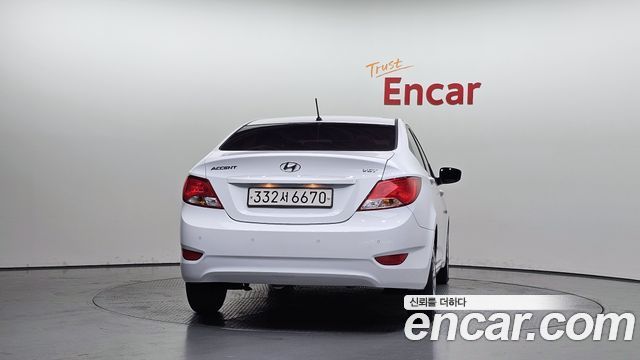 Hyundai Accent из Кореи Encar