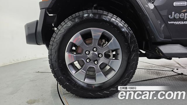 Jeep Wrangler 2.0 Overland 4Door — пробег 85 724 км — фото 5 из 5