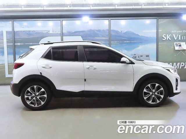 Kia Stonic из Кореи Encar