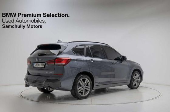 BMW X1 xDrive 20i M Sport — пробег 83 250 км — фото 4 из 5