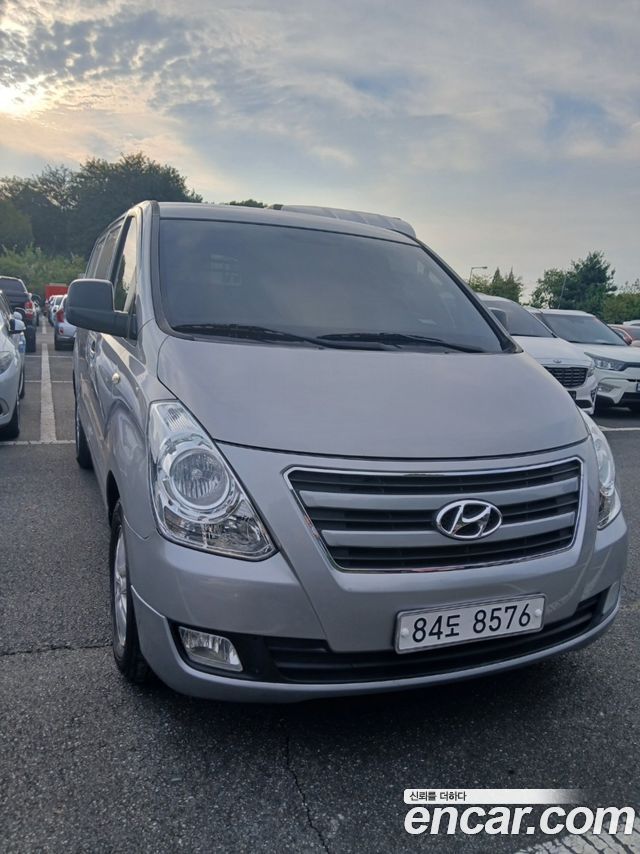 Hyundai Starex 3-Seater VAN Smart — пробег 240 553 км — фото 2 из 5