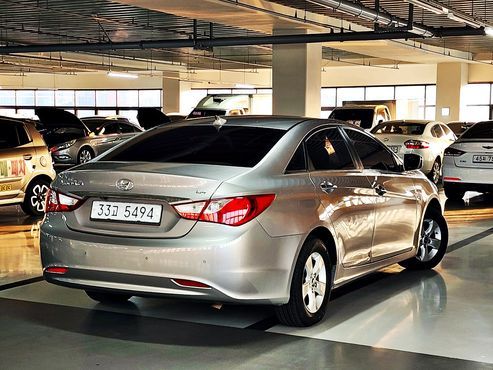 Hyundai Sonata LPI Smart — пробег 197 597 км — фото 4 из 5