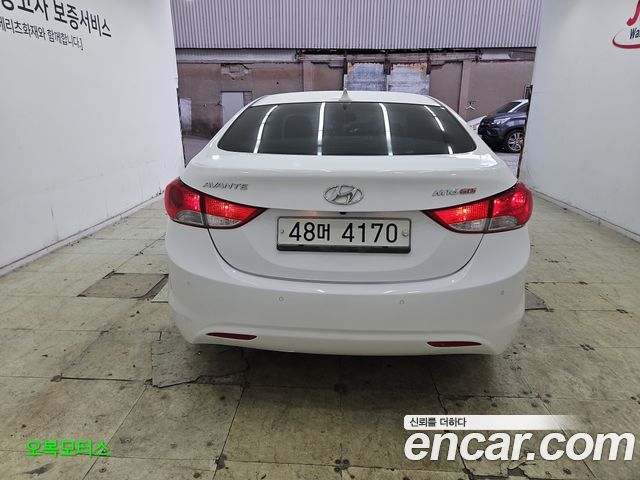 Hyundai AVANTE M16 GDI Avenue — пробег 94 090 км — фото 4 из 5