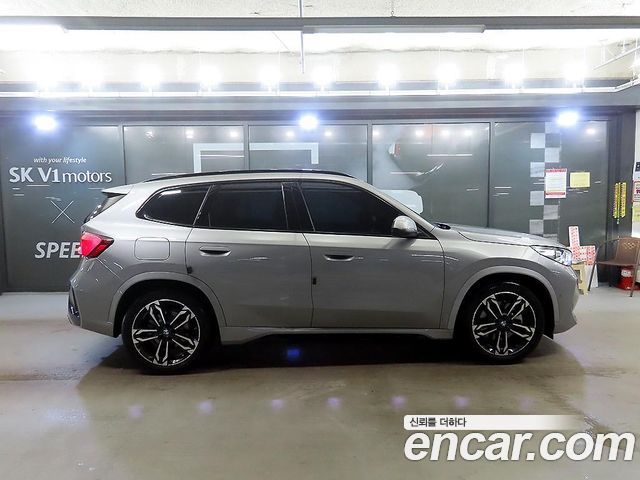 BMW iX1 из Кореи Encar