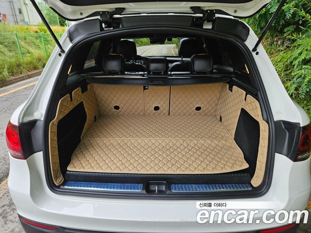 Mercedes-Benz GLC-Class GLC300e 4MATIC — пробег 105 500 км — фото 5 из 5