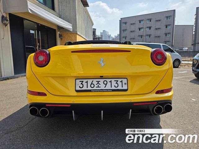 Ferrari California T 3.9 V8 — пробег 37 000 км — фото 2 из 5