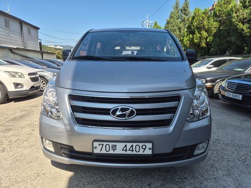 Hyundai Starex 12-Seater Wagon Modern — пробег 146 000 км — фото 1 из 5