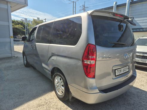 Hyundai Starex 12-Seater Wagon Modern — пробег 146 000 км — фото 2 из 5