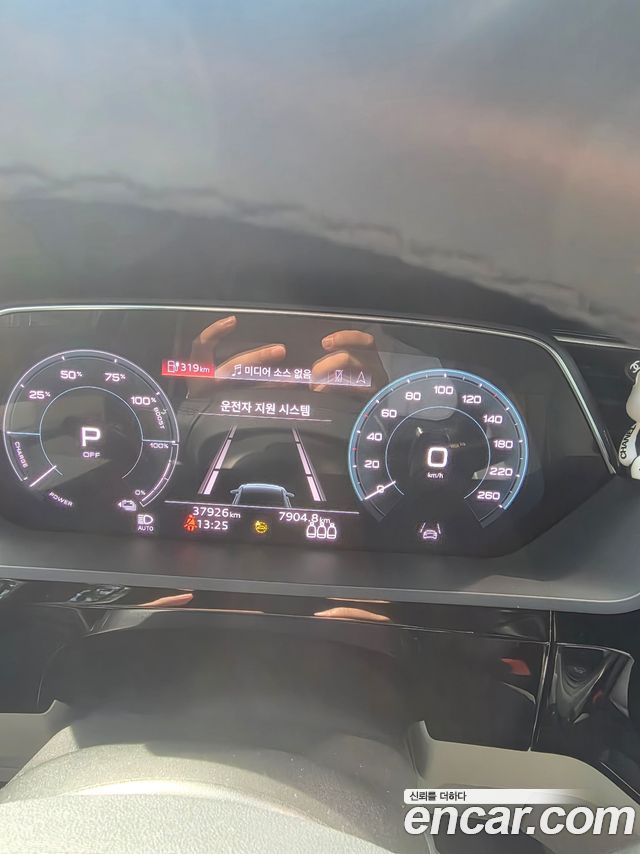 Audi e-tron 55 Quattro Sportback — пробег 37 000 км — фото 5 из 5