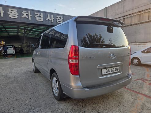 Hyundai Starex 4WD 12-Seater Wagon CVX Premium — пробег 148 634 км — фото 5 из 5