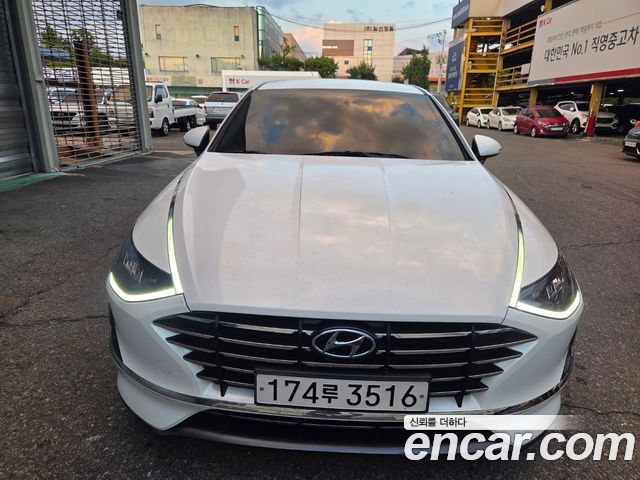 Hyundai Sonata 2.0 Premium — пробег 113 154 км — фото 1 из 5