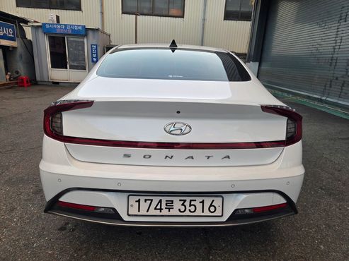 Hyundai Sonata 2.0 Premium — пробег 113 154 км — фото 3 из 5