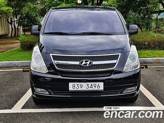 Hyundai Starex 3-Seater VAN CVX Luxury — пробег 206 768 км — фото 2 из 5