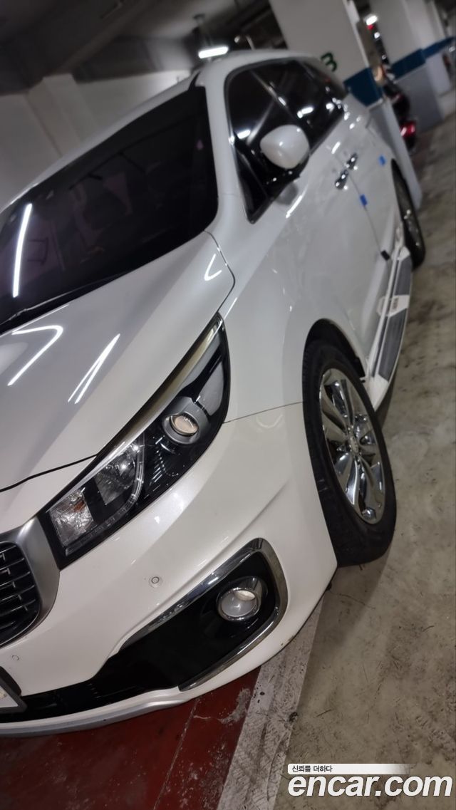 Kia Carnival из Кореи Encar