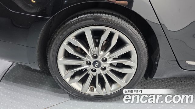 Kia K7 из Кореи Encar